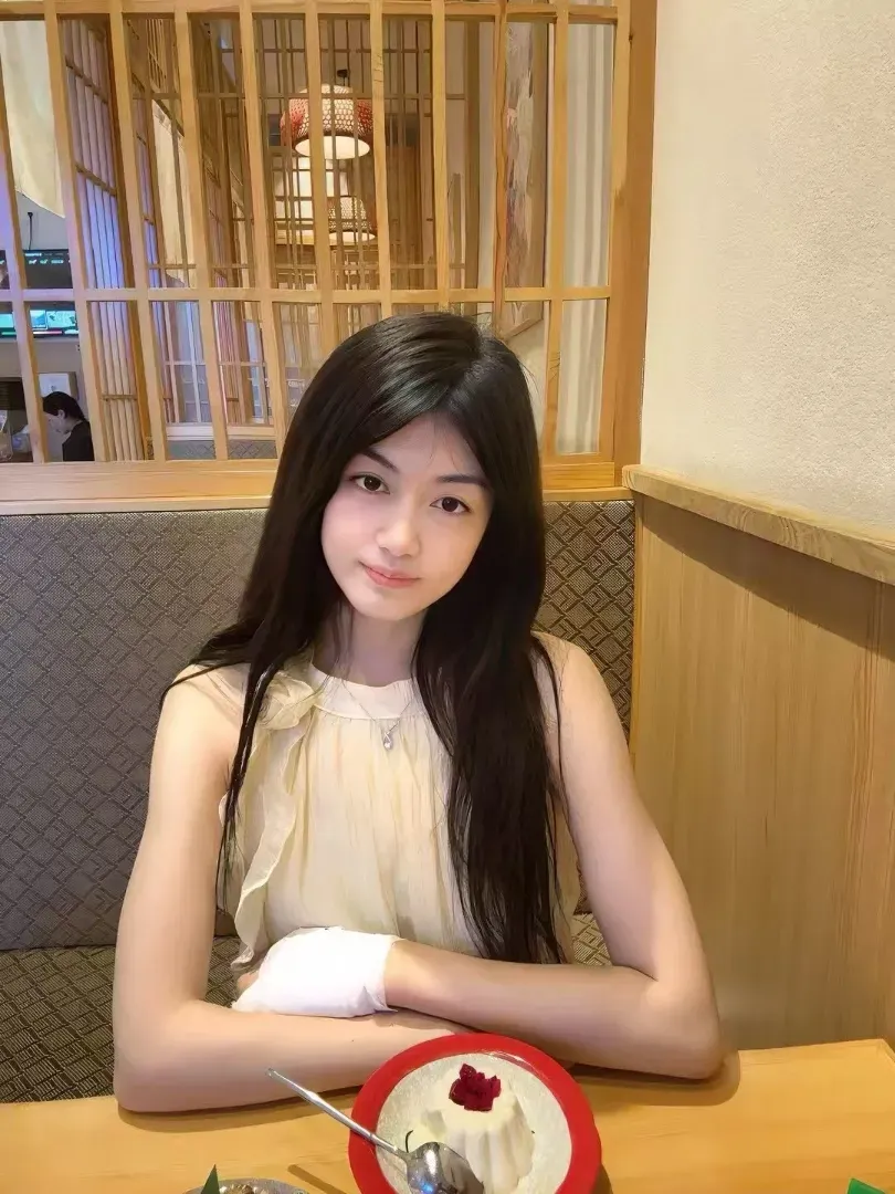 暑假工少萝🔥柚子🔥🉑五套 Gallery 2