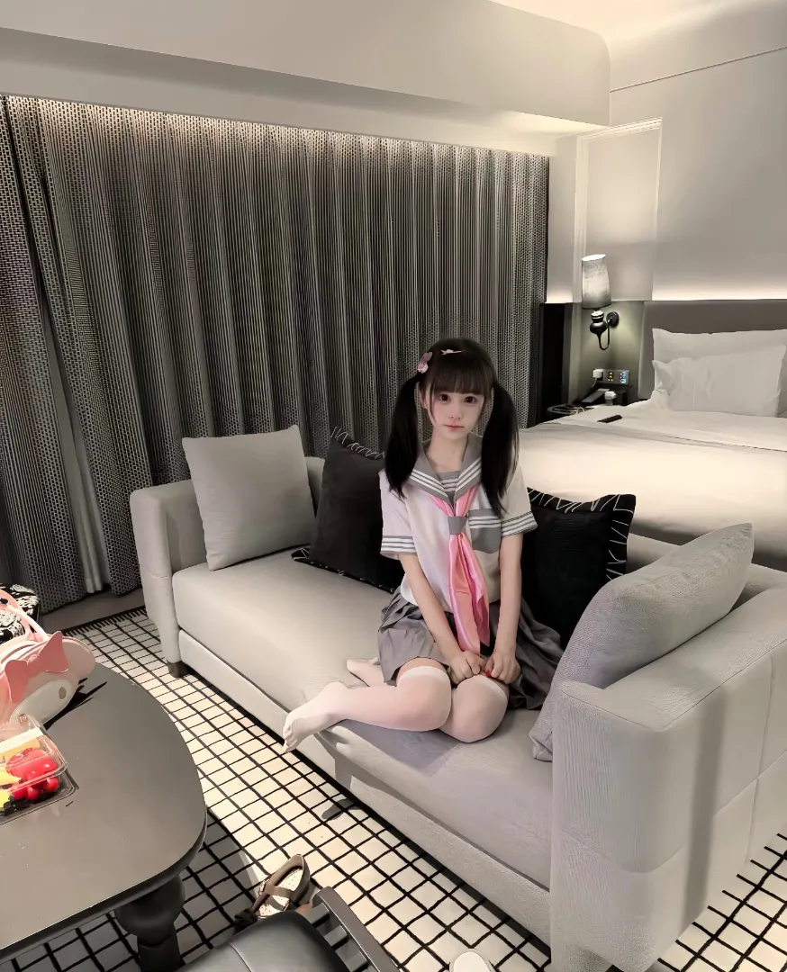 小萝莉 黄婉秋 小巧玲珑