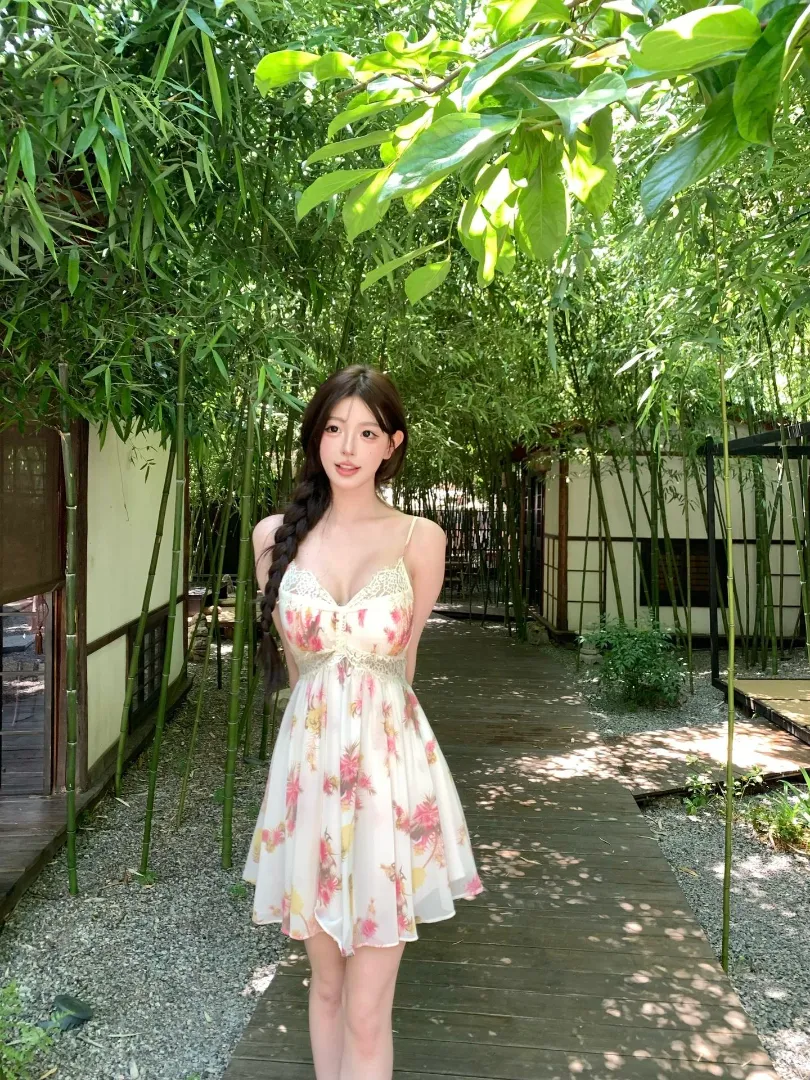 颜颜 极品颜值等哥哥来采摘 Gallery 5