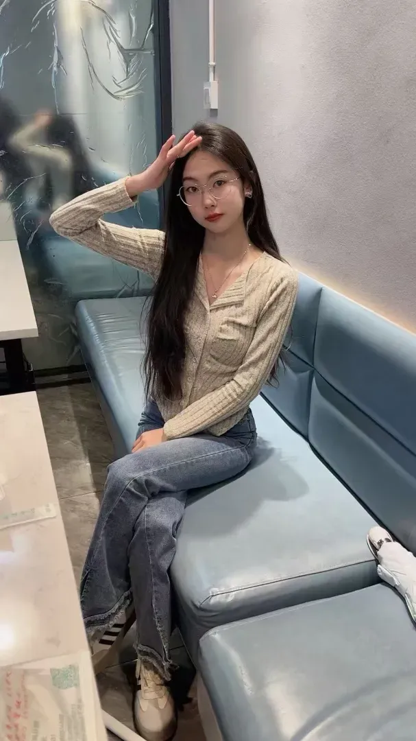 ่ๅธ๐ฅๅ
ผ่๐ฅ้
้
Gallery 5