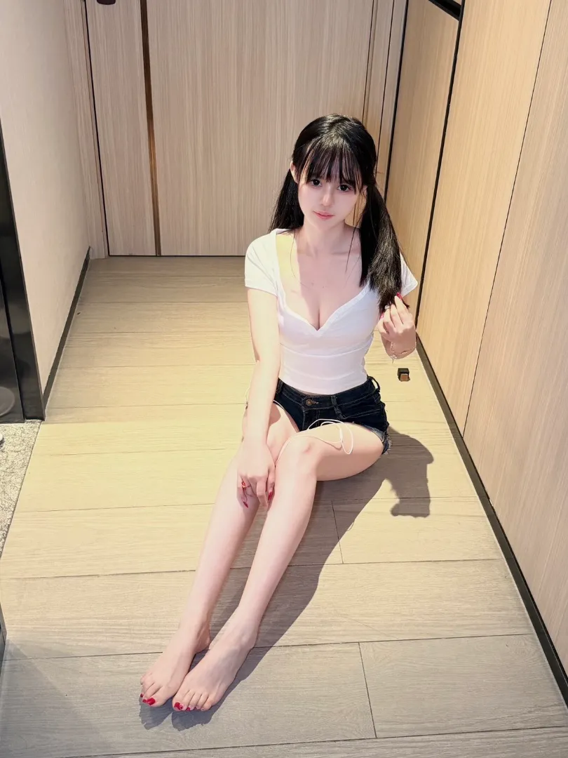 普陀 07大一新生 童颜巨乳 刚刚下水暑期兼职 学信可查 Gallery 7
