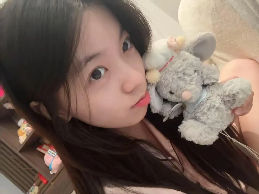欣欣,刚出校门小甜妹三点粉下面紧 Gallery 5