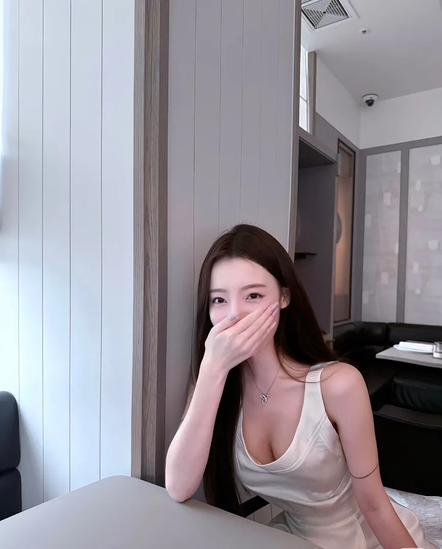 小李子,性感嫩妹物超所值好评不断