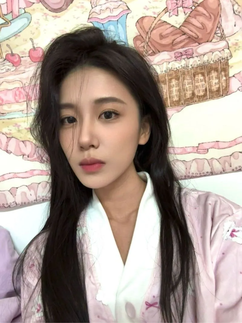 小妮,气质美女会夹会吸床上小妖精 Gallery 2