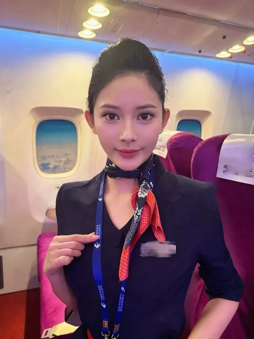 真实东方航空空姐兼职05✈️奚梦瑶裸高👠175 Gallery 6