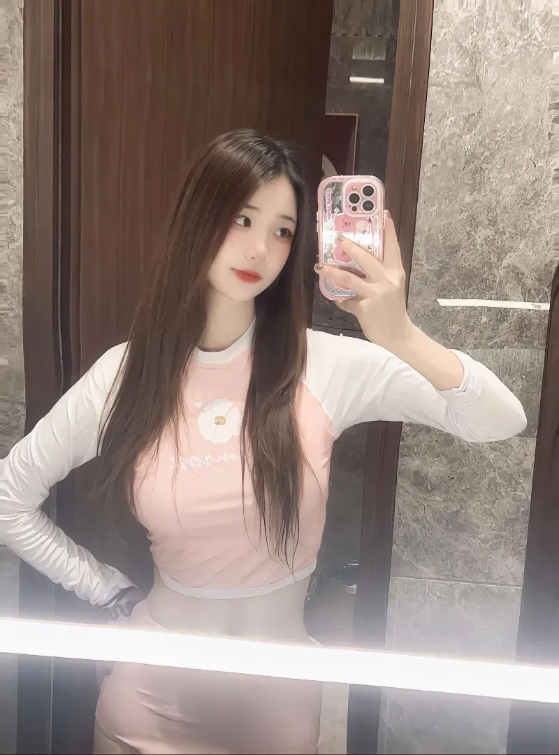 小柠 顶配颜值穿上小妖精 Gallery 4
