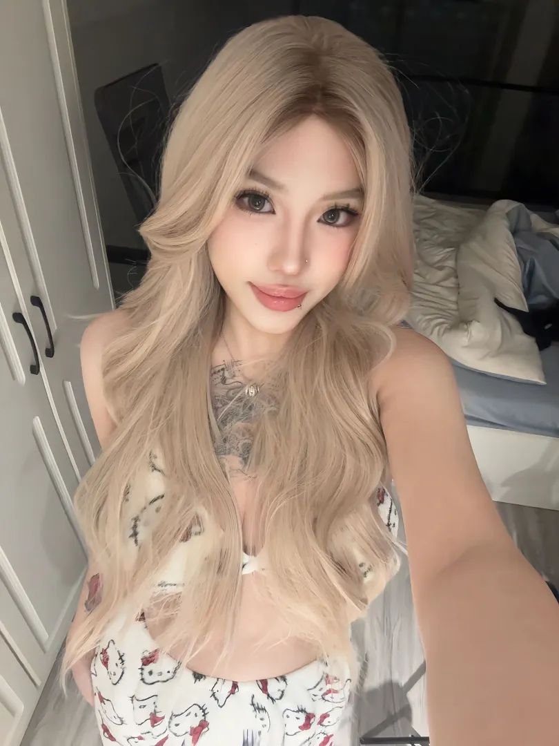 宝玲儿 白纯御 穴紧人美初次到沪 大⭕️品质