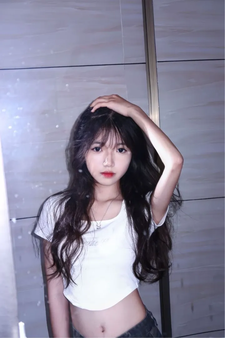小丸子,高中毕业刚下海三点粉嫩 超级嫩刚开苞 Gallery 2