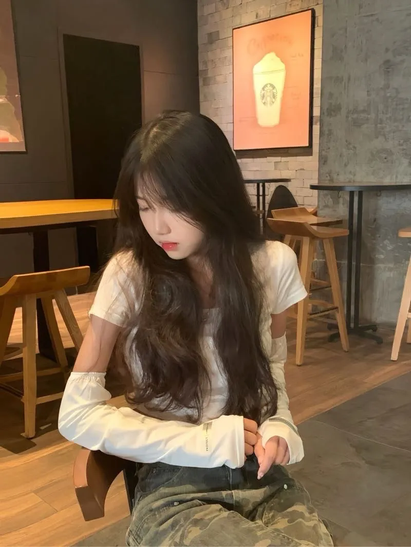 小丸子,高中毕业刚下海三点粉嫩 超级嫩刚开苞 Gallery 4