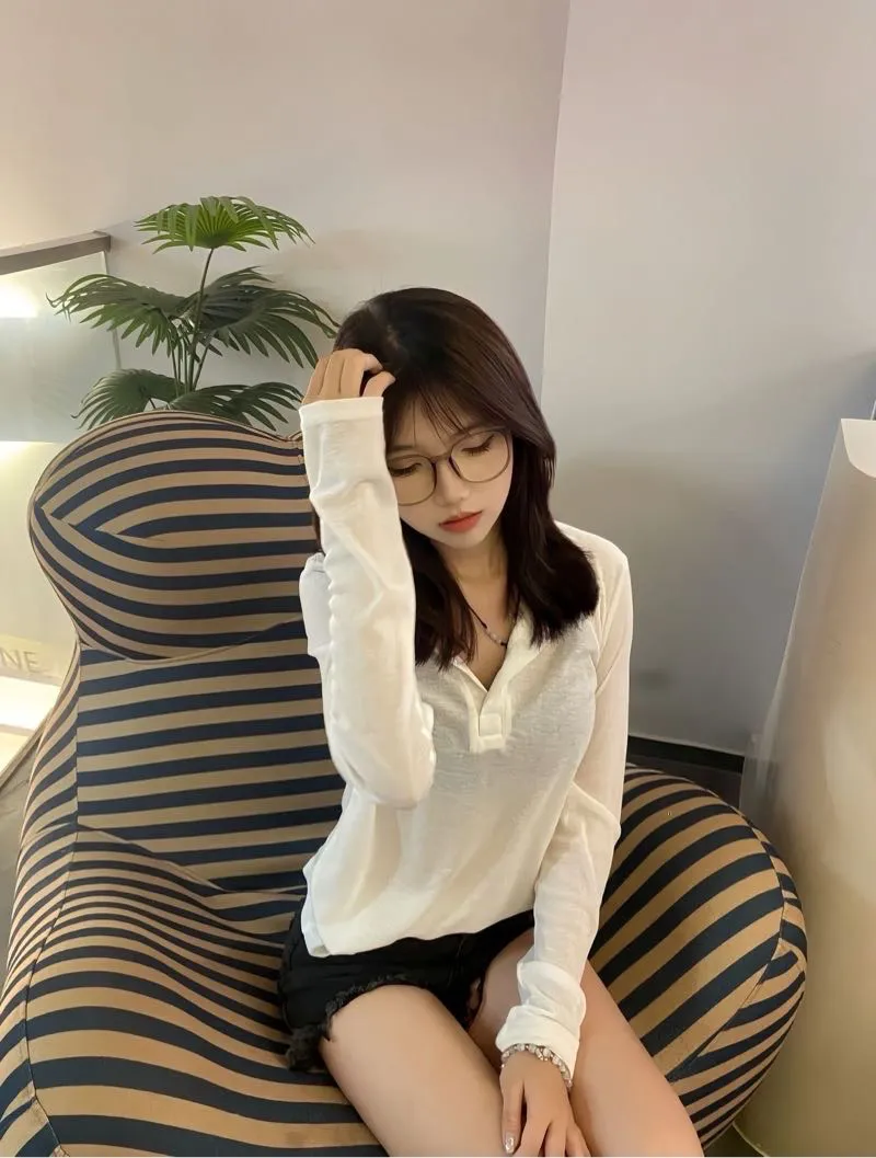小丸子,高中毕业刚下海三点粉嫩 超级嫩刚开苞 Gallery 5