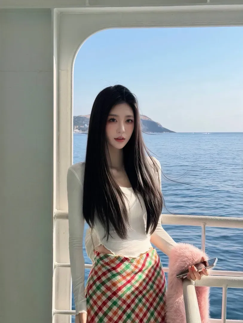 露比 网红纯欲骚浪大长腿平模 Gallery 1