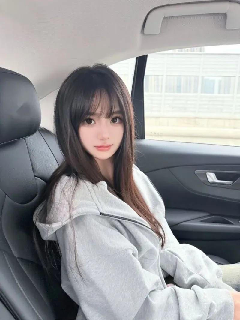 饱饱,嫩妹子刚下海三点粉下面紧致 Gallery 2
