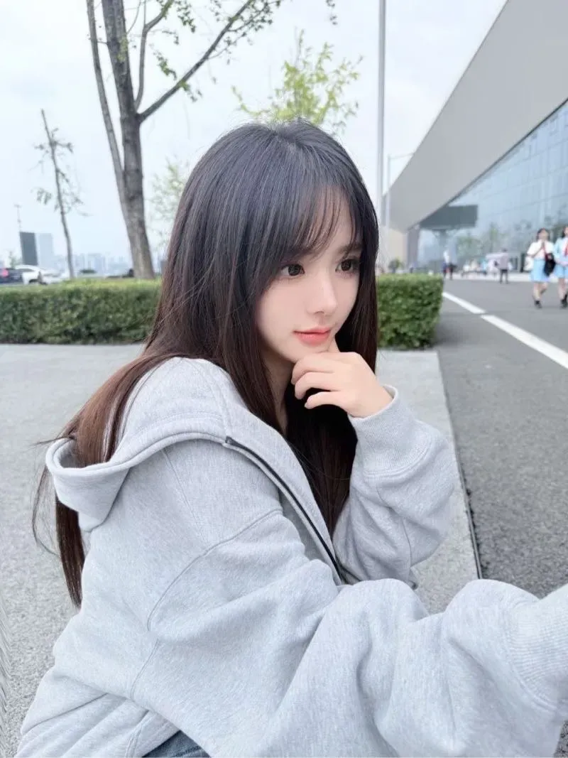 饱饱,嫩妹子刚下海三点粉下面紧致 Gallery 5