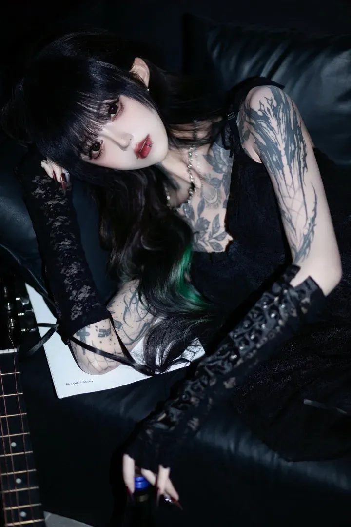 雯子 叛逆少女需要爸爸的爱抚 Gallery 5