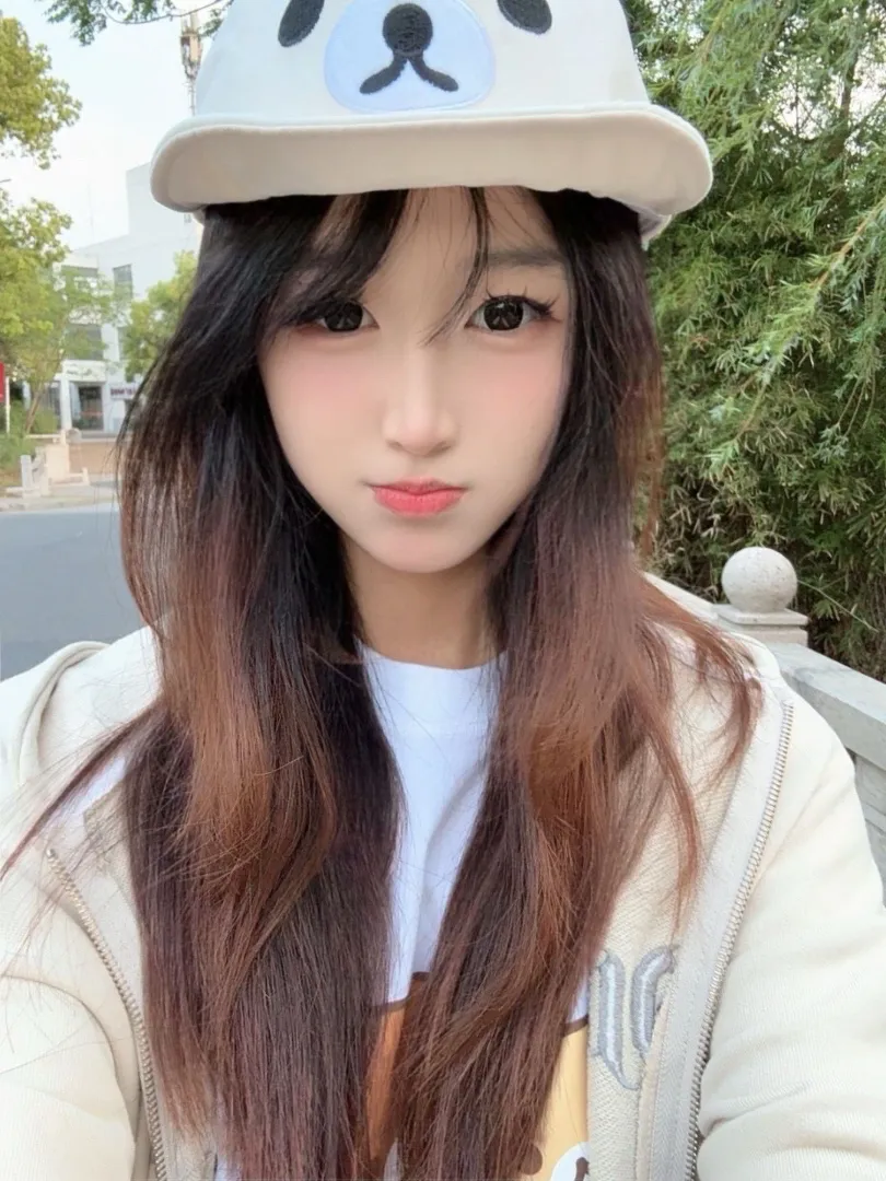 浦东 秋秋 白小纯嫩妹