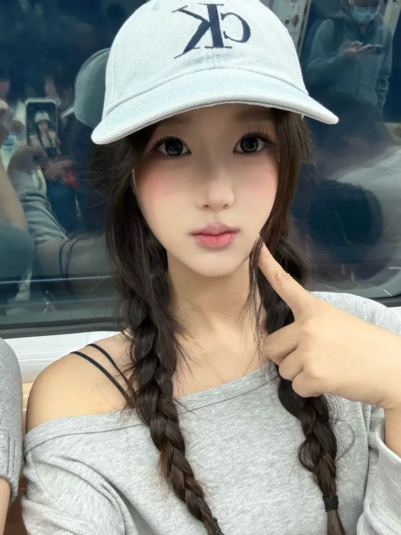 浦东 秋秋 白小纯嫩妹 Gallery 6