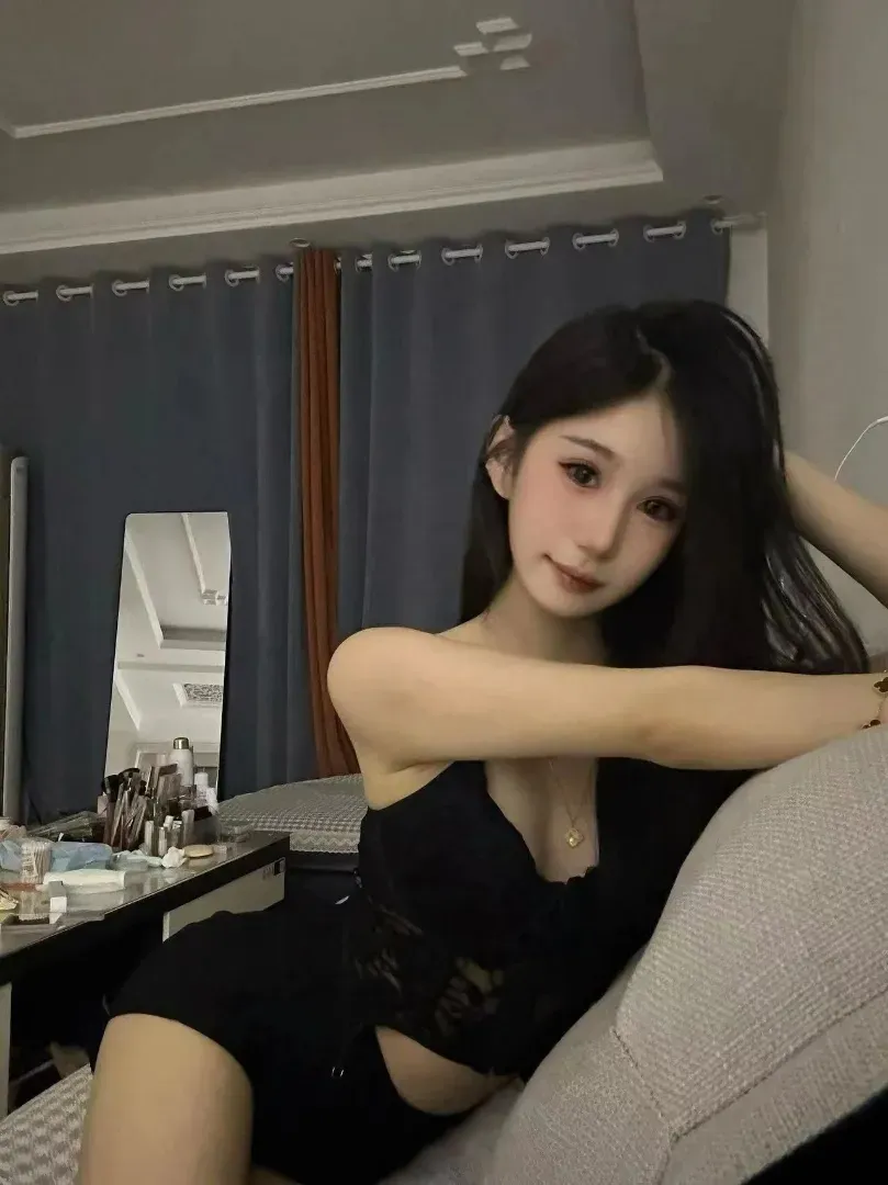 上海170C极品筷子腿小纯可纯可欲暂时只外出 Gallery 5