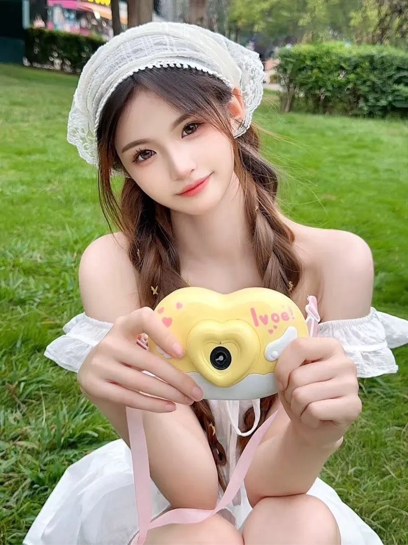 刘园园 Gallery 1