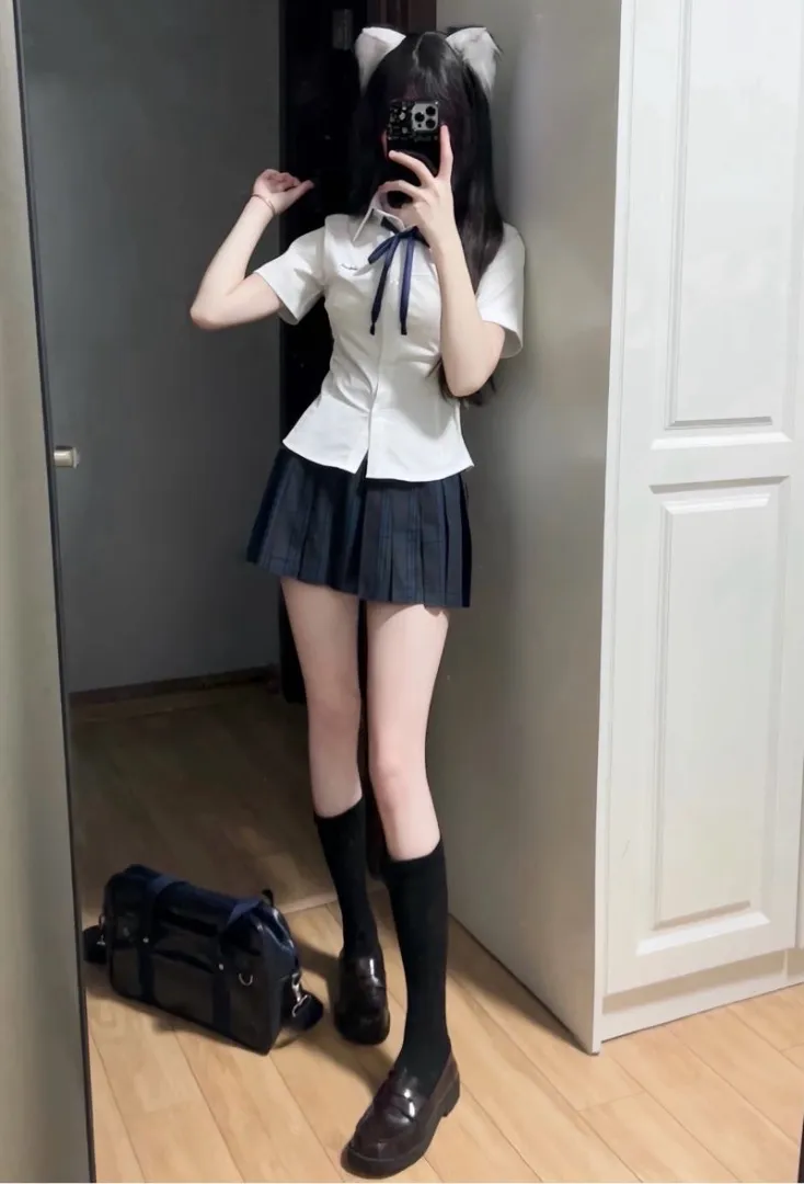 刘园园 Gallery 6