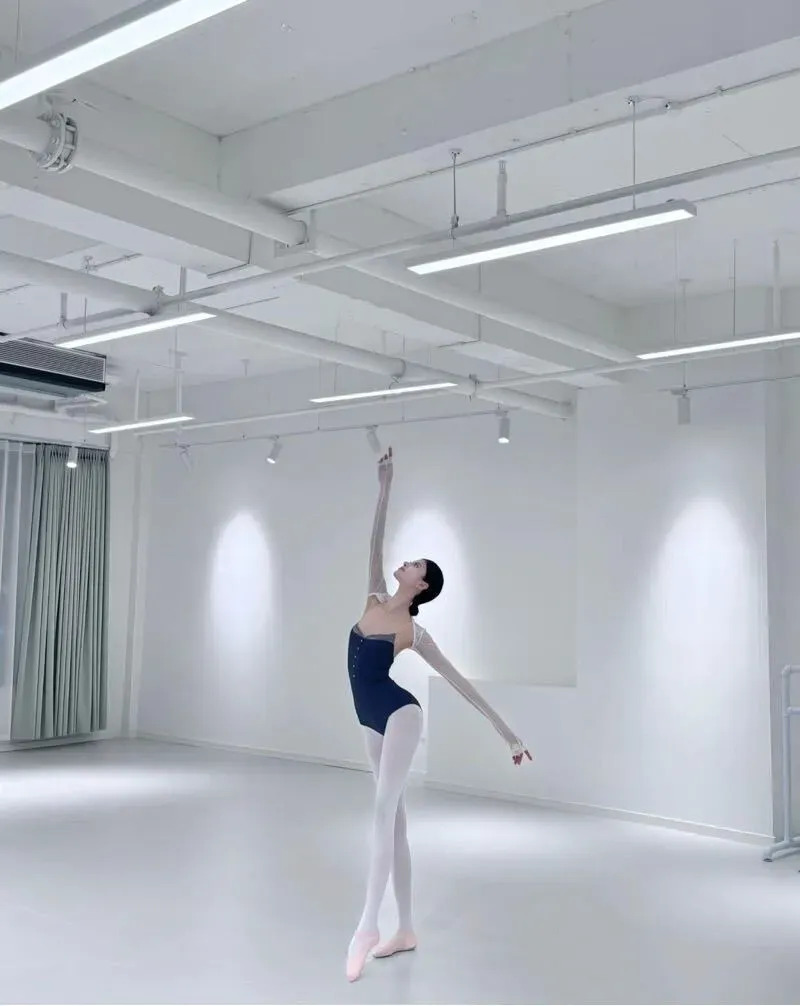 K3771A-明明 静安硬五民族大学舞蹈系 173C.04 Gallery 8