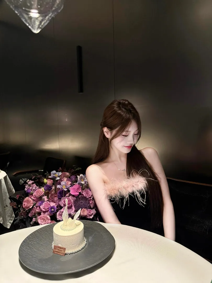 萝莉音软妹子 佳佳 Gallery 6