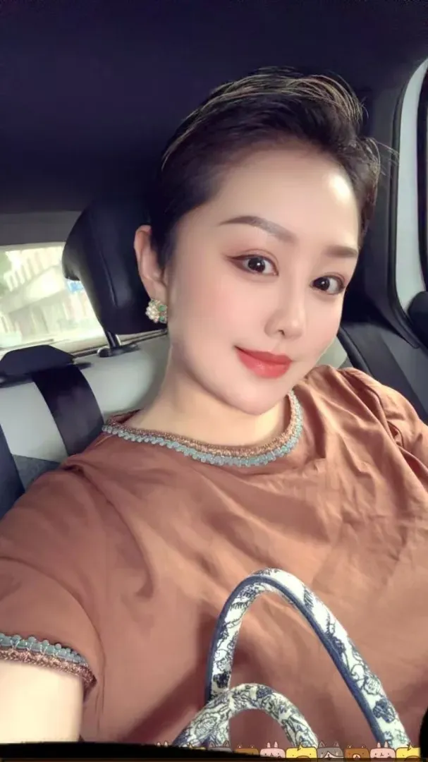 K201-短发 嘉定短发贵妇 170F.48 Gallery 4