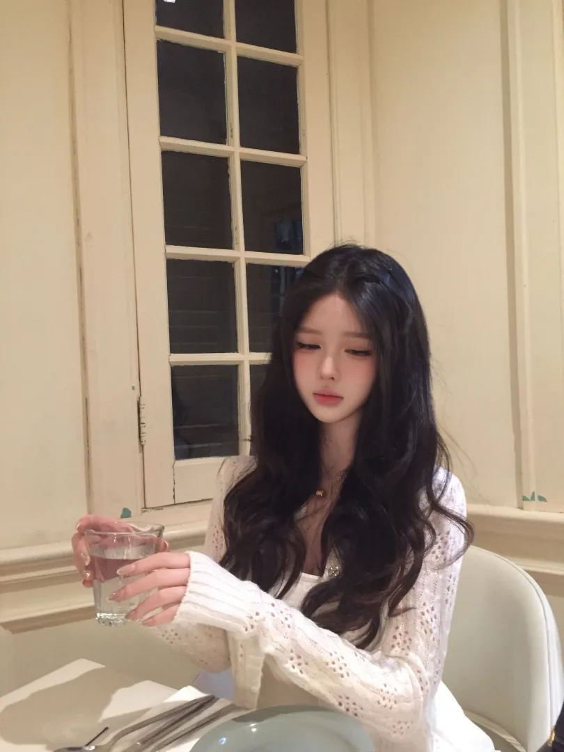 徐汇黛玲 大胸白小纯 清纯可爱 B紧会夹 Gallery 3