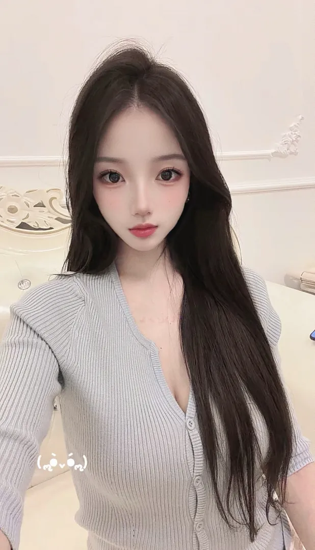 徐汇黛玲 大胸白小纯 清纯可爱 B紧会夹 Gallery 5