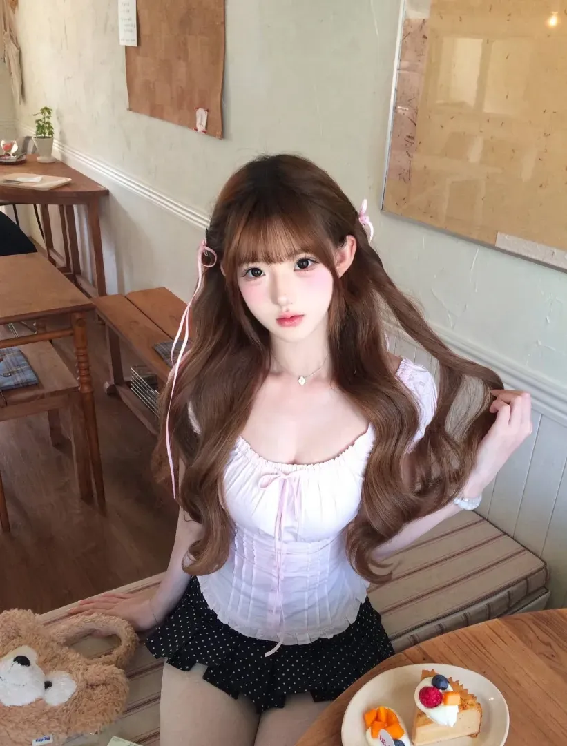 静静 萌系清纯白小纯 白瘦幼好身材看到就挺 Gallery 4