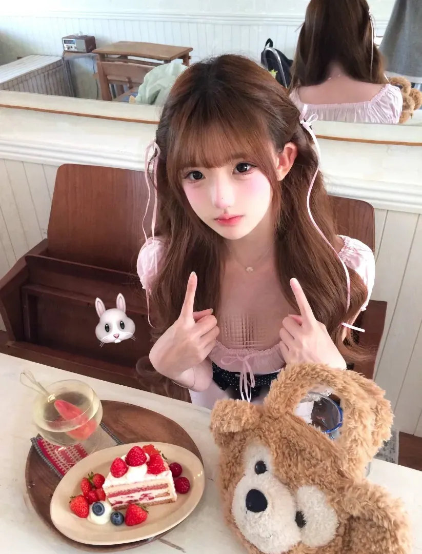 静静 萌系清纯白小纯 白瘦幼好身材看到就挺