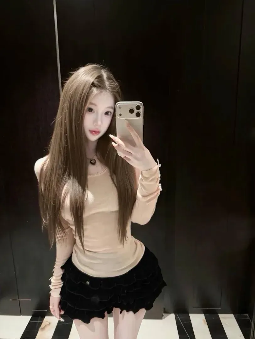 闵行<桂言叶> 撕漫身材 童颜巨乳 清纯小纯网红甜系女友甜妹 Gallery 6