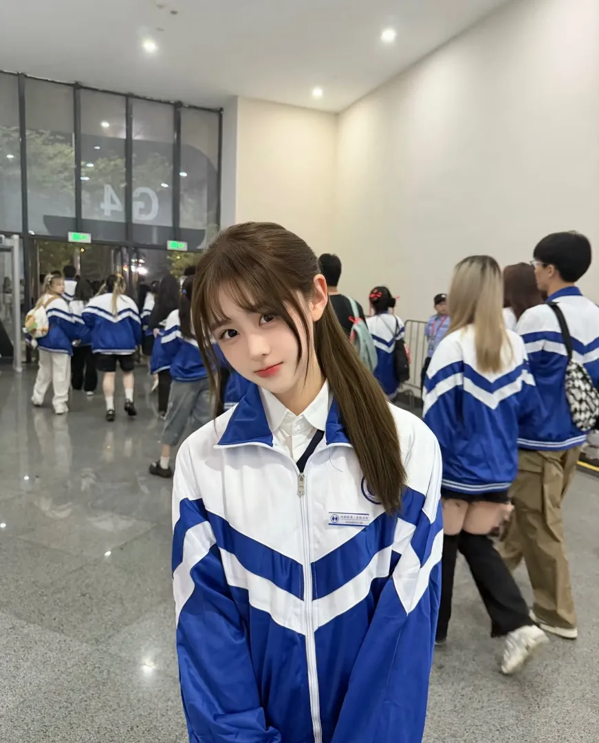 小橙子，大学生退学下海还网贷 Gallery 3