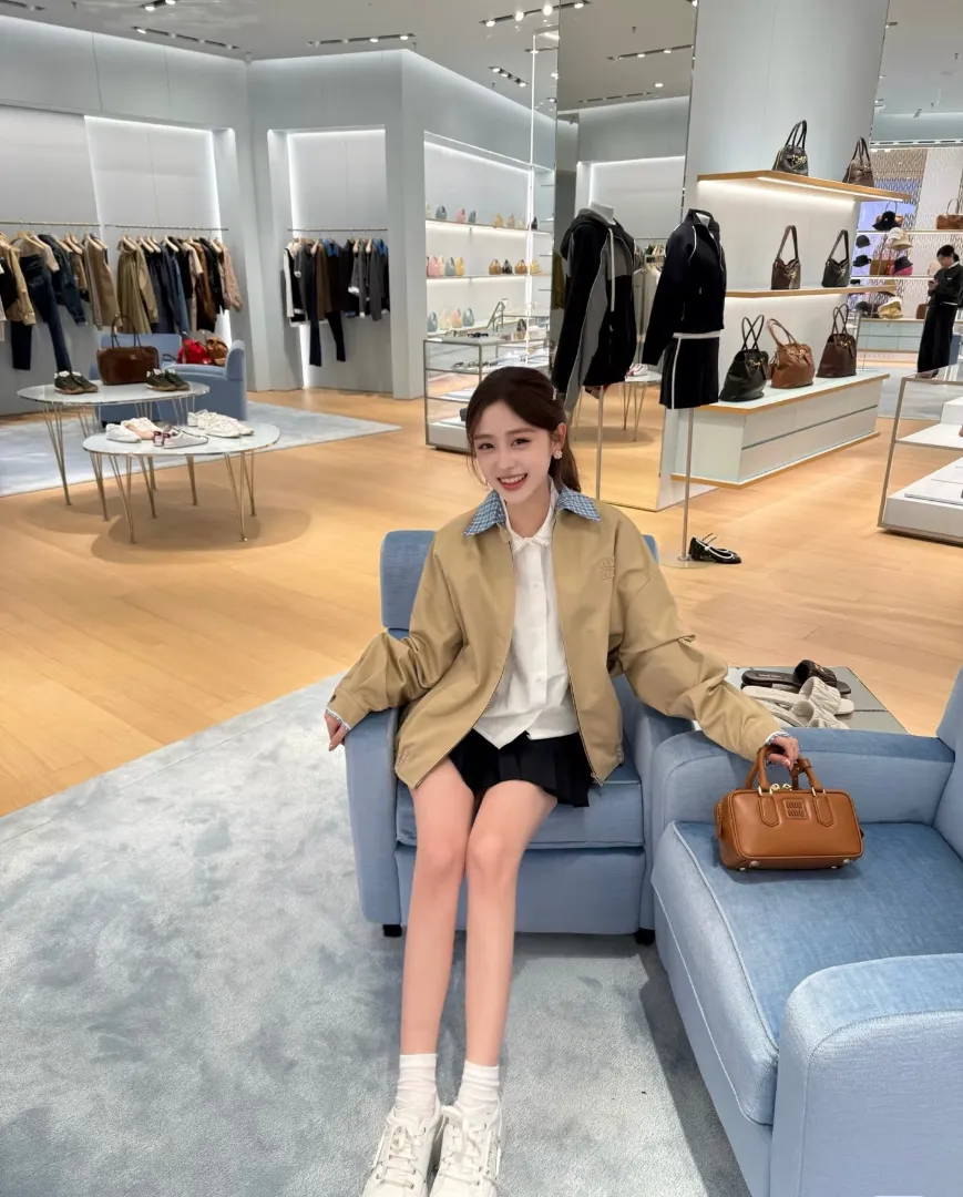 小橙子，大学生退学下海还网贷 Gallery 5