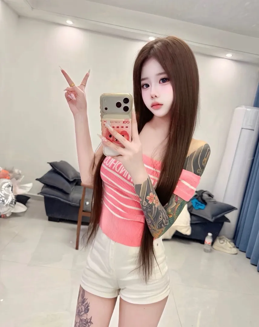 闵行网红 08芸子 有亲姐妹可双飞 Gallery 8