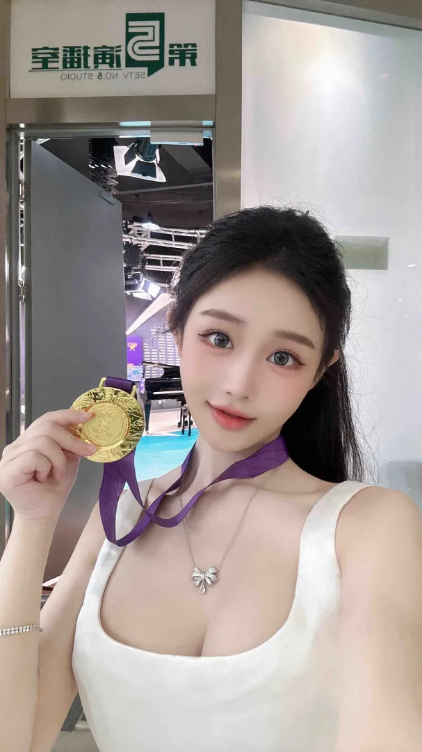 赵露思 05天然C Gallery 6