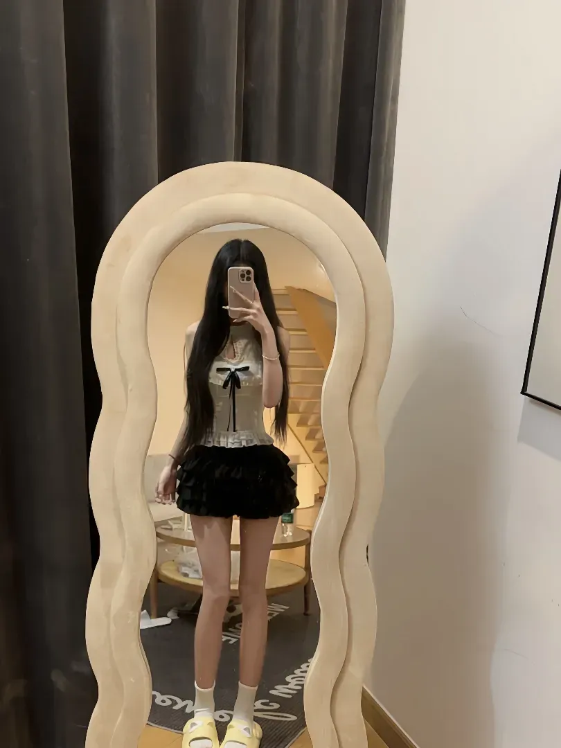 浦东171D小纯童颜巨乳前凸后翘筷子腿 Gallery 5