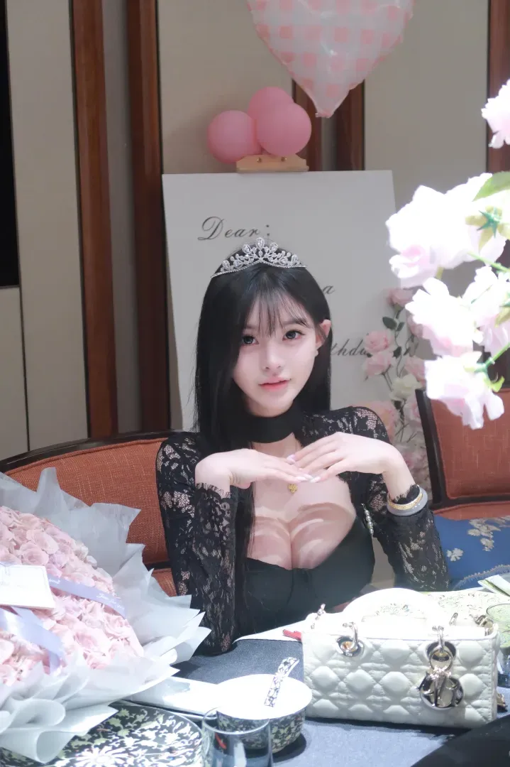 普陀166E极骚御姐皮肤细腻三点粉 Gallery 2