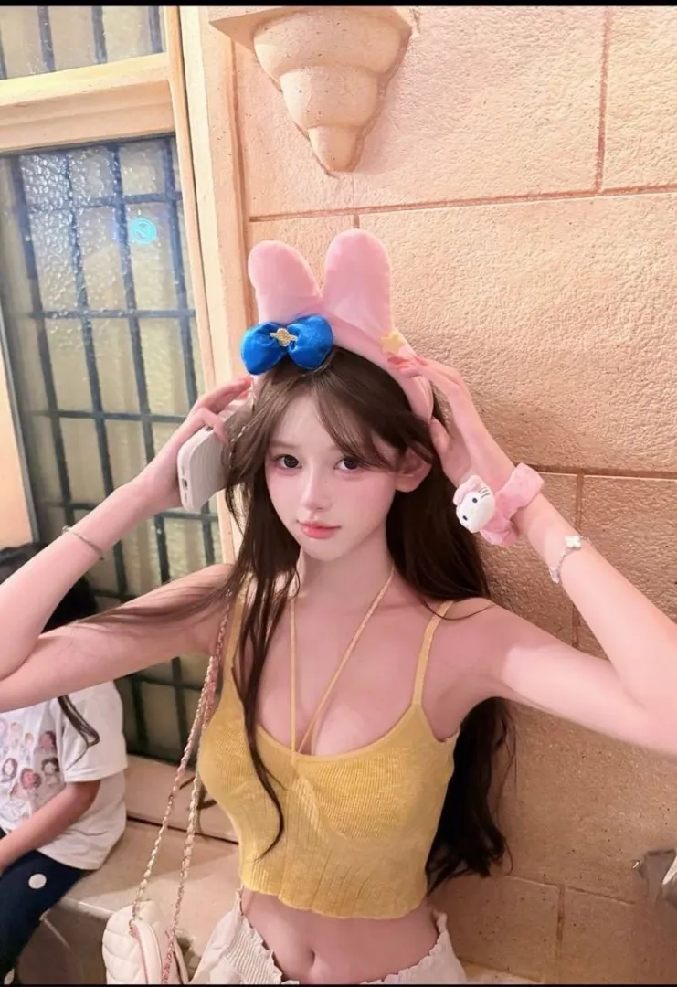 瑶可可,网红脸❤️🔥 新人刚下海听话温顺三点粉 Gallery 2
