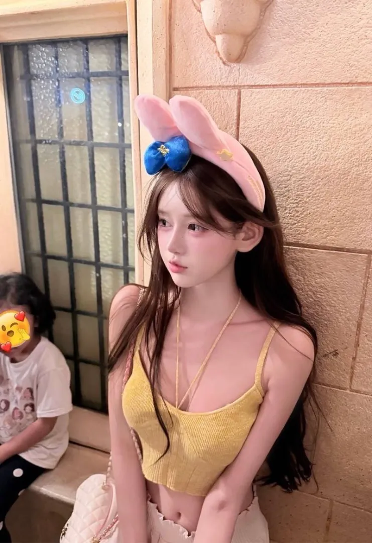 瑶可可,网红脸❤️🔥 新人刚下海听话温顺三点粉 Gallery 4