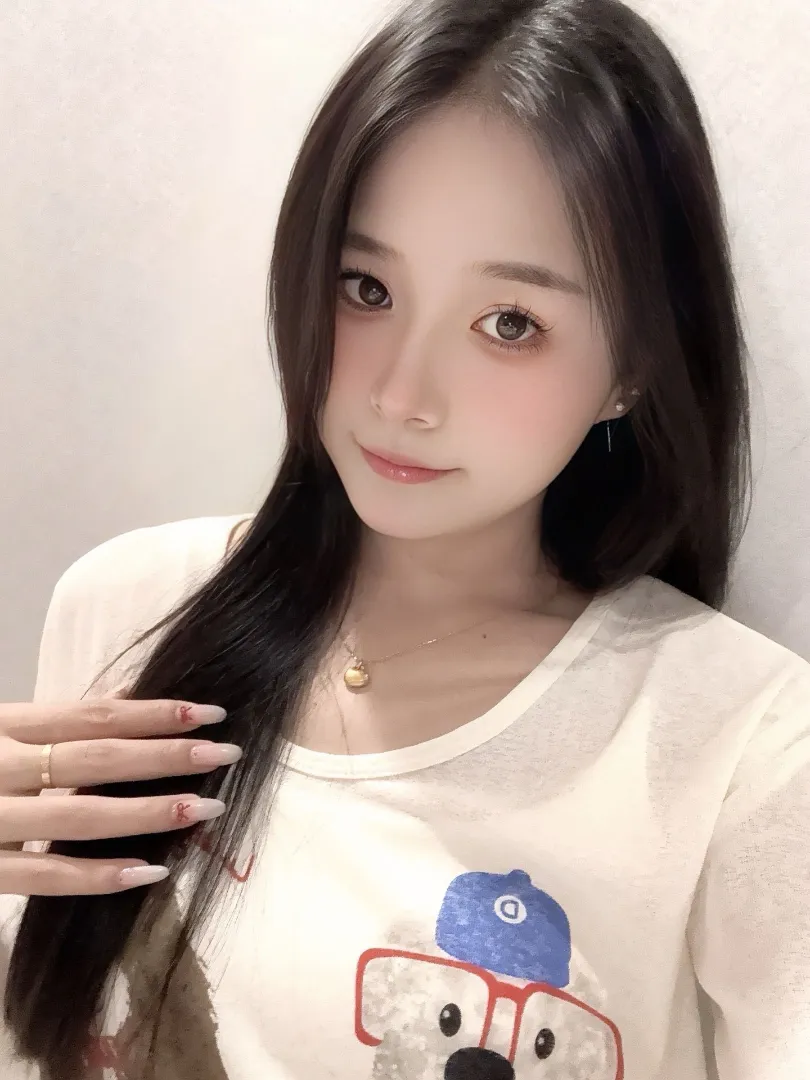 茉莉 表面乖乖女床上淫荡勾人 Gallery 4