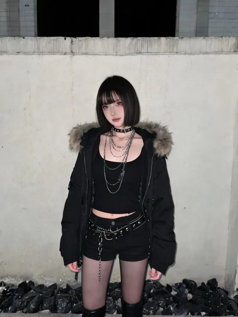 双儿 酷酷的女孩床上娇声细语 Gallery 4