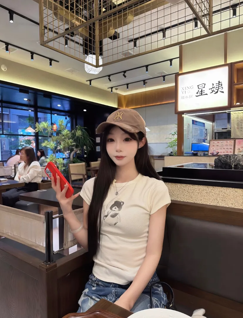 闵行08后，新人初下海，年年（学生兼职，初下海，刚破处，处女体感） Gallery 5