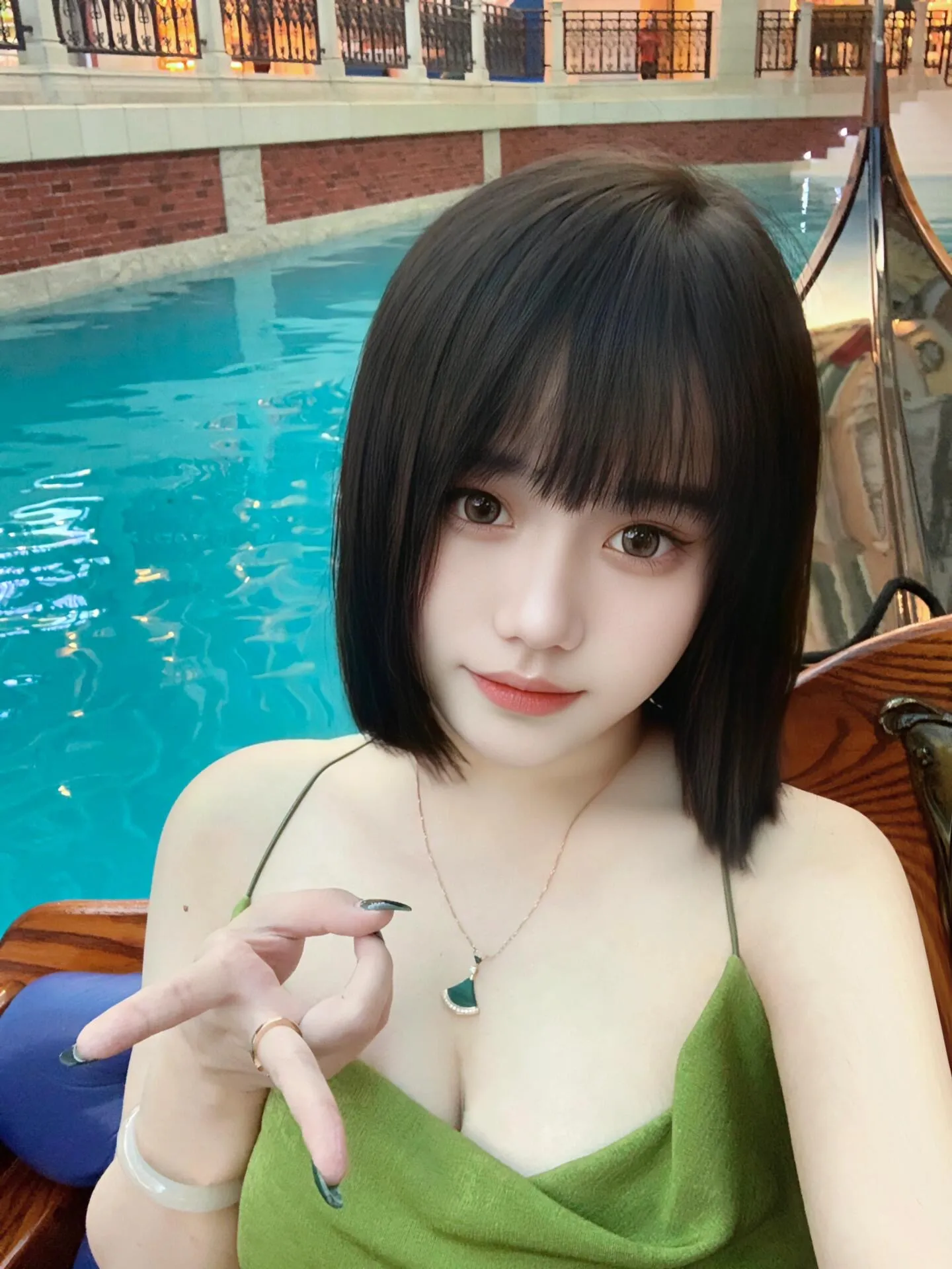 清清，东南亚进修回来服务一流