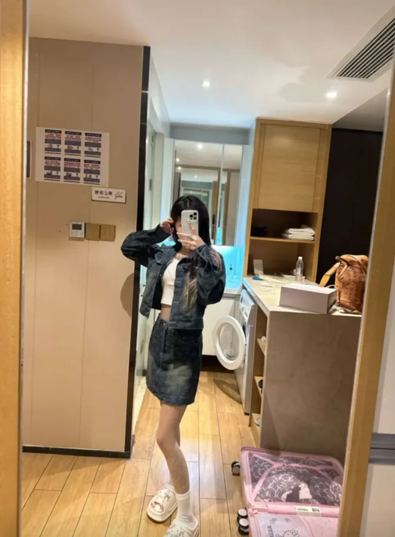 杨浦 沁沁 08 Gallery 6