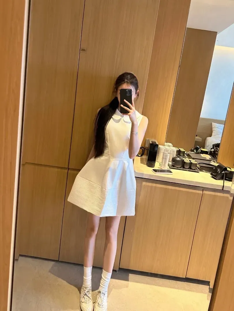 静安175c极品高白纯上戏学生A4腰筷子腿鹦鹉 Gallery 7