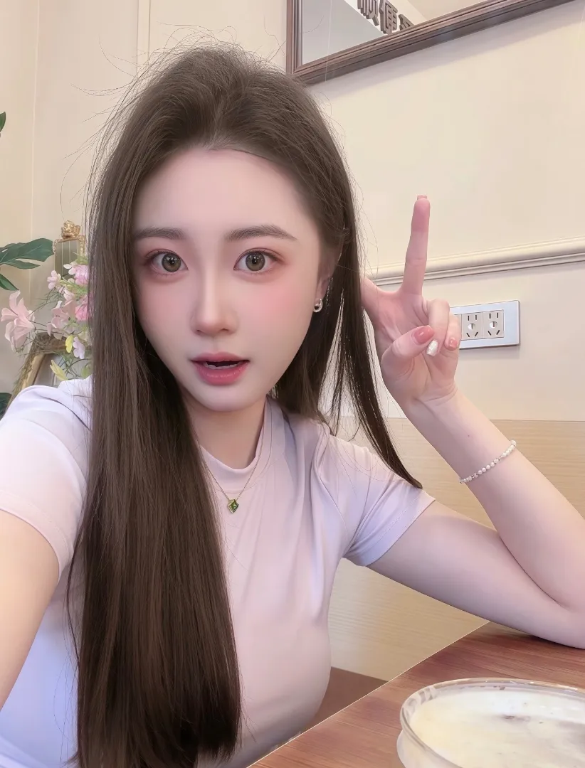 清纯白月光白玲 Gallery 1