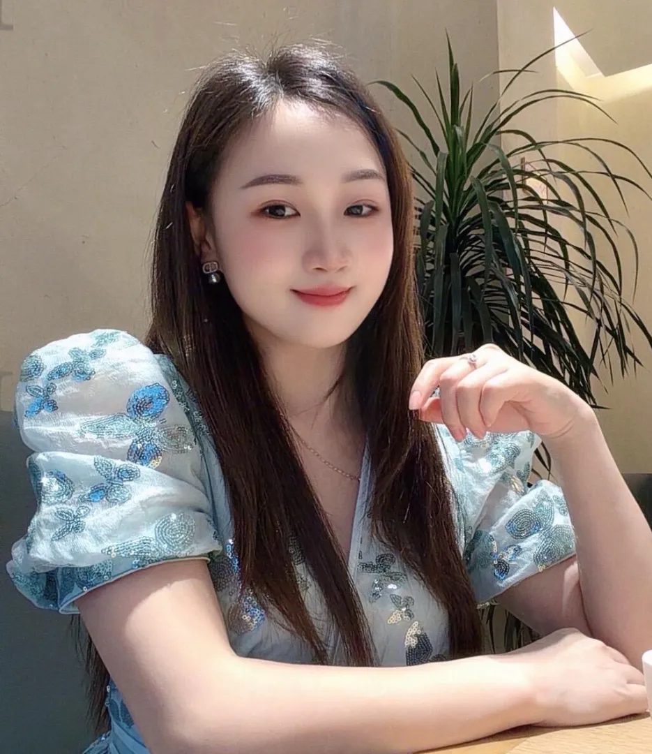 丰满少妇杨梅 Gallery 4