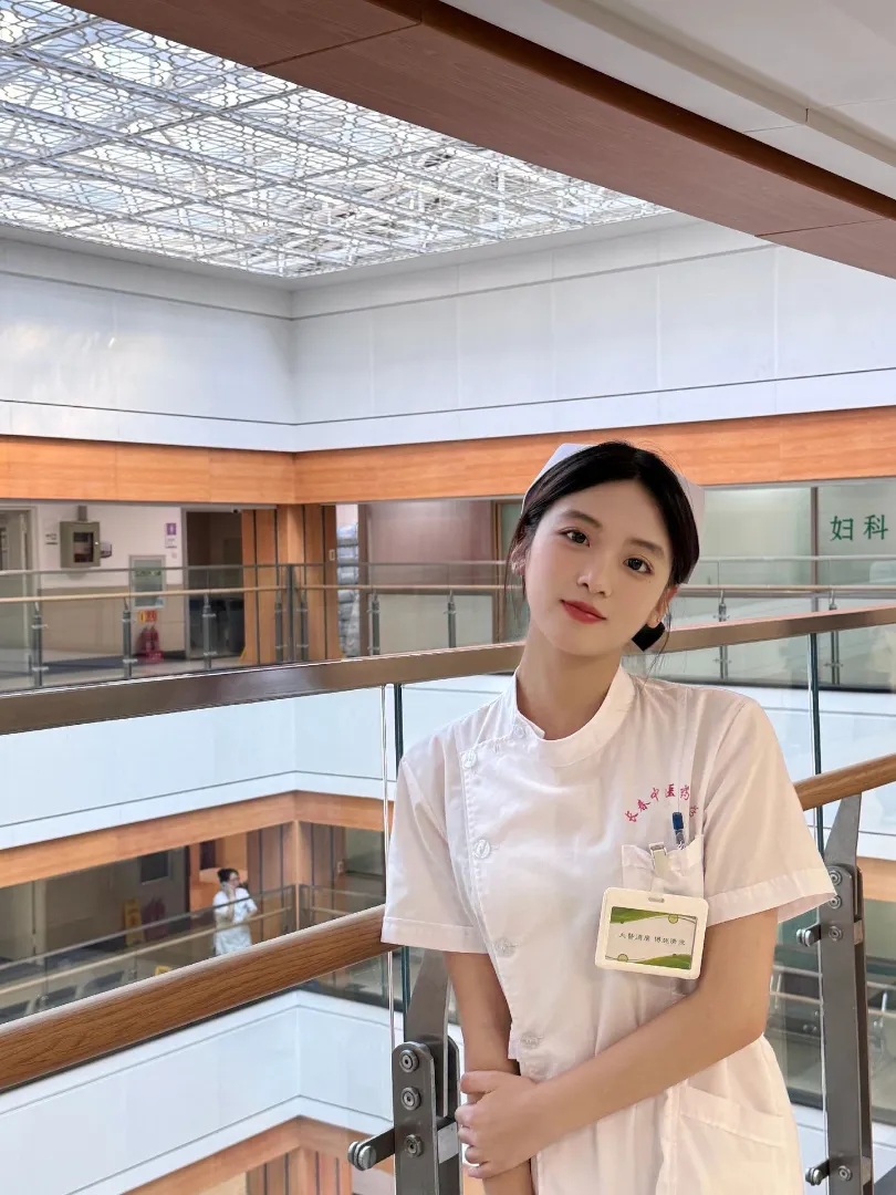浦东 雯丽 清纯小护士 卫校毕业生