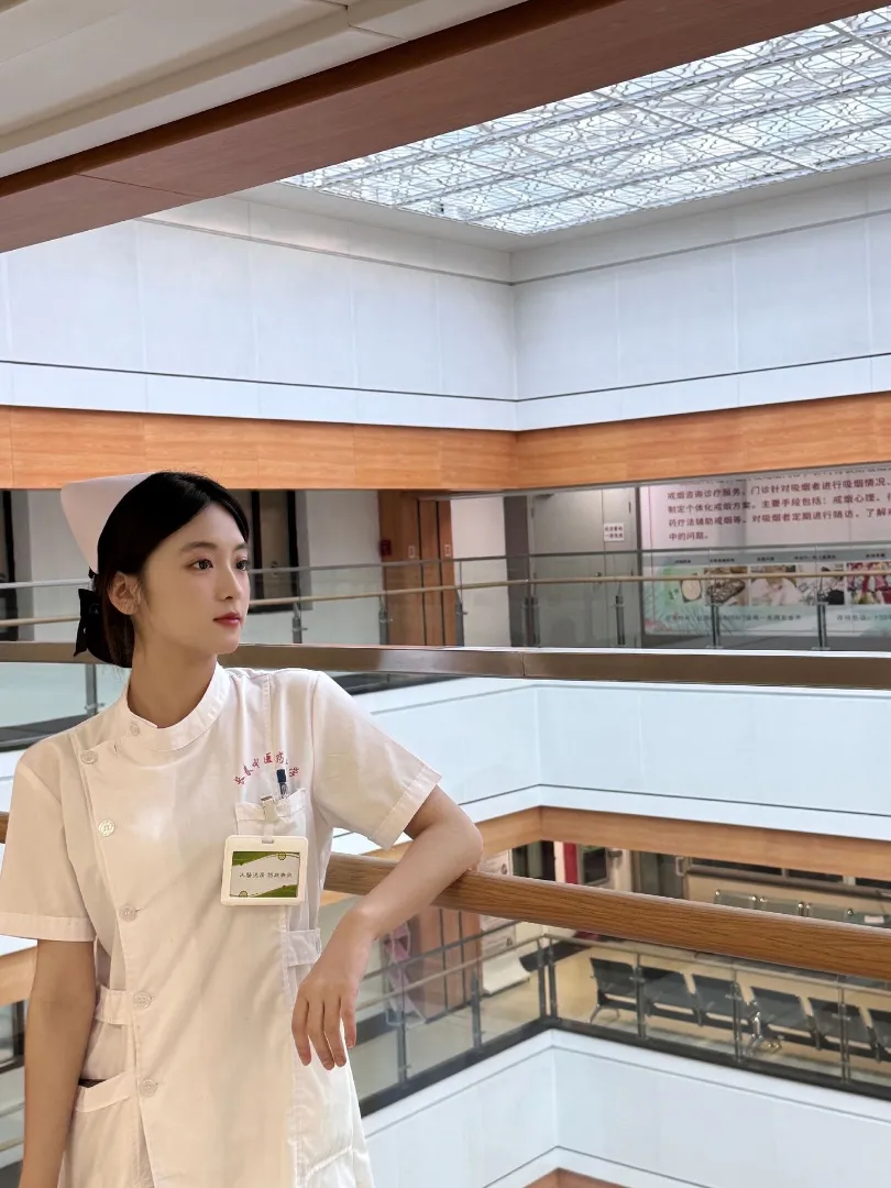 浦东 雯丽 清纯小护士 卫校毕业生 Gallery 4
