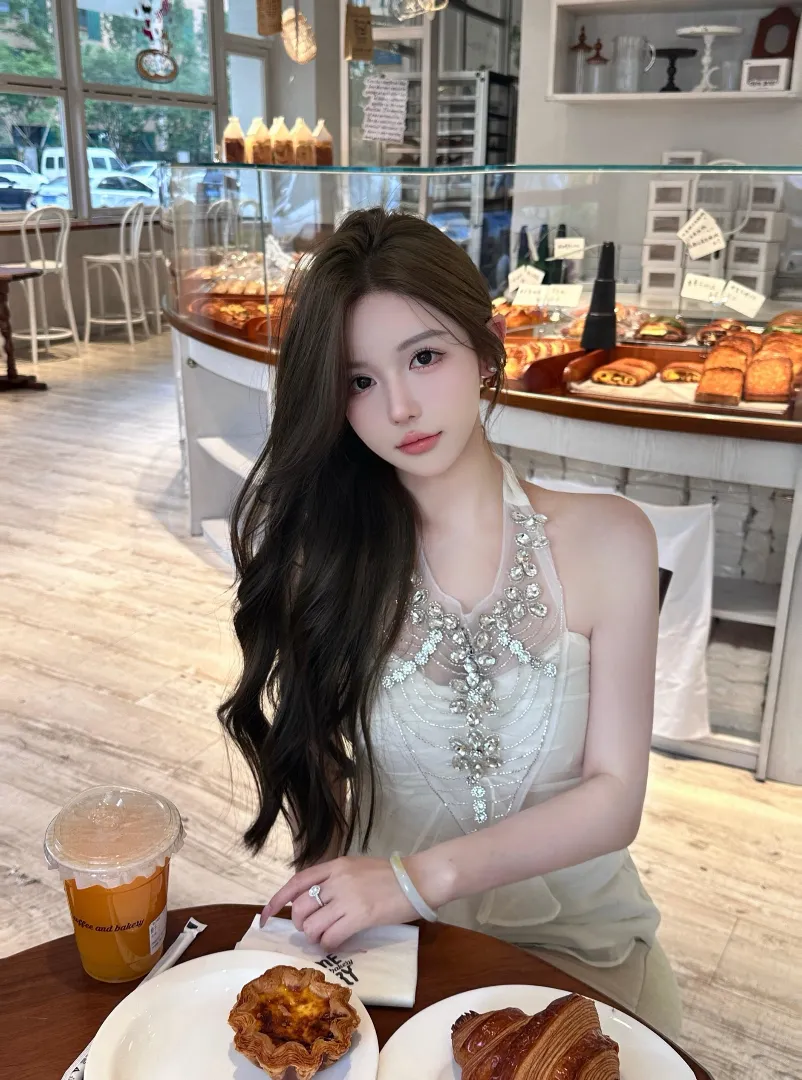 普陀静安🥳乔乔极品冷白皮